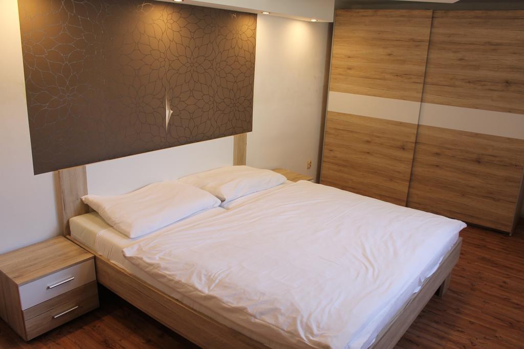 Apartmány pri Auparku Pöstyén Kültér fotó